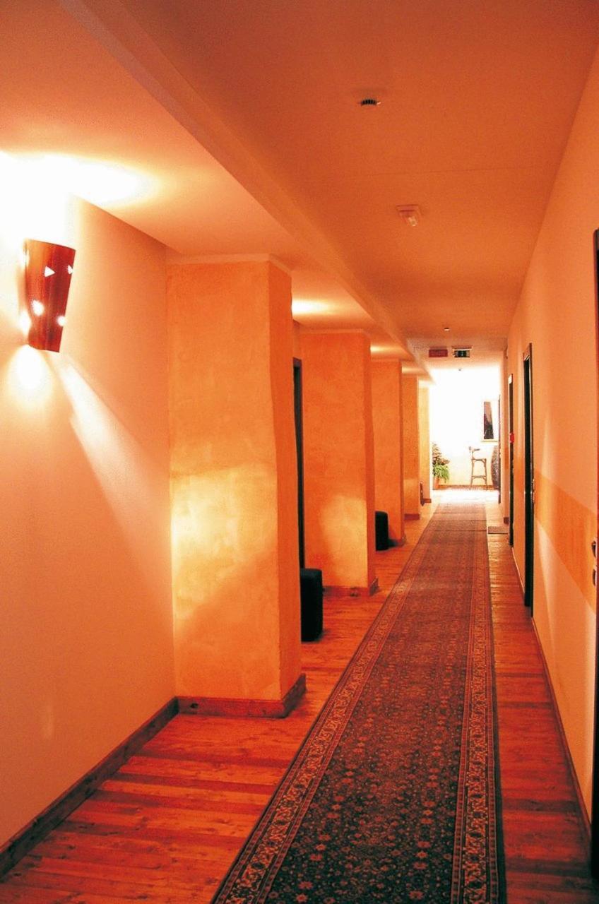 Hotel Al Barco サント・スティーノ・ディ・リヴェンツァ エクステリア 写真